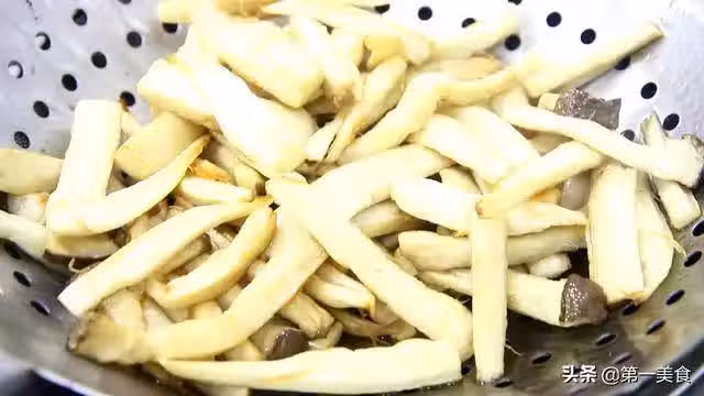 /www/bananadaily.net/web/images/image/2028/20288957.avif