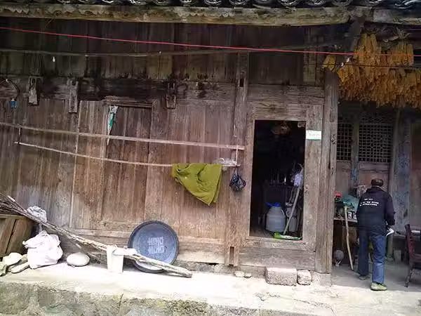 /www/bananadaily.net/web/images/image/2030/20300387.avif