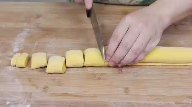 /www/bananadaily.net/web/images/image/2030/20301280.avif